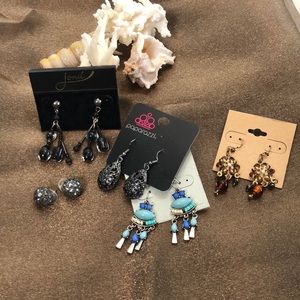 3/$20  5 Pairs of fashion Earrings for Pierced Ears